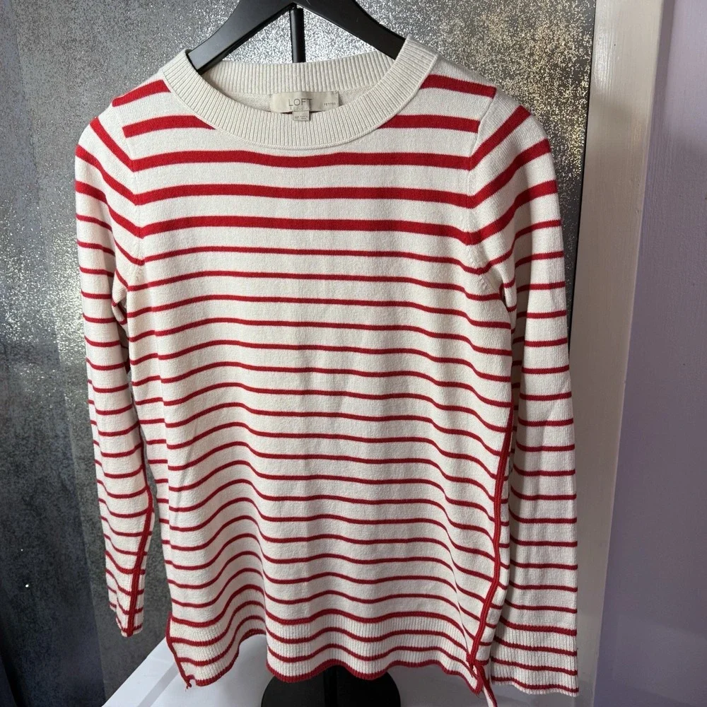 Loft Women's Petite Medium (PM) Red White‎ Striped Sweater Long Sleeve Pullover